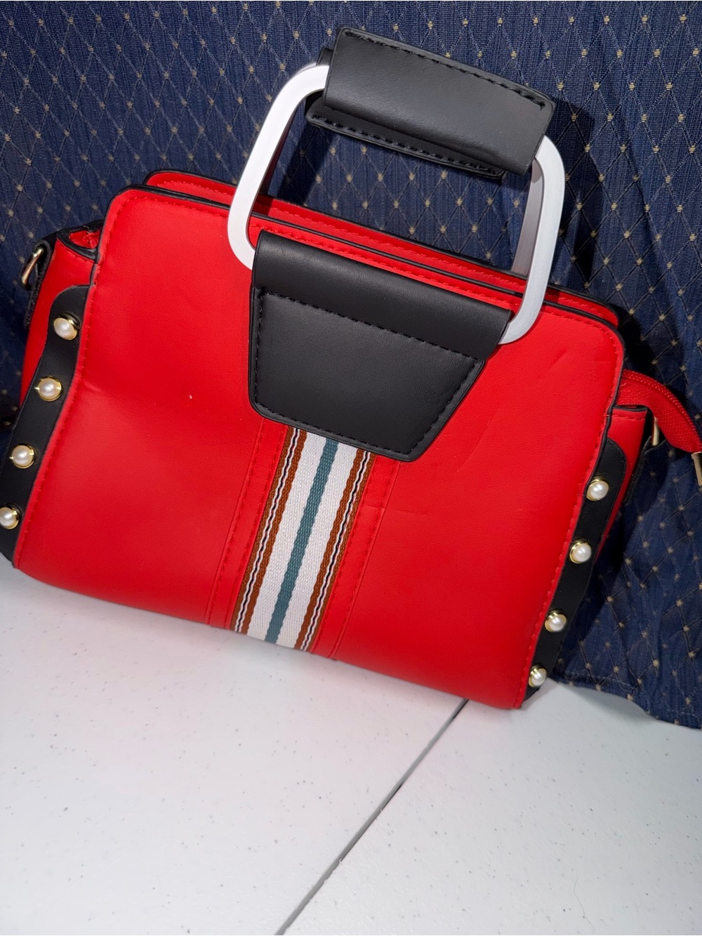 Red Women's Crossbody Bag with Stripe Accent